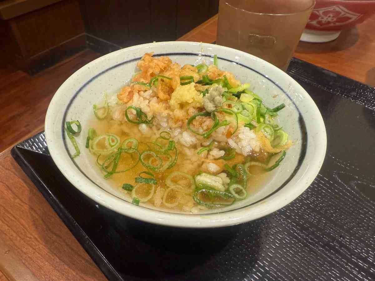 丸亀製麺の裏ワザ天丼を天茶漬け風にアレンジ